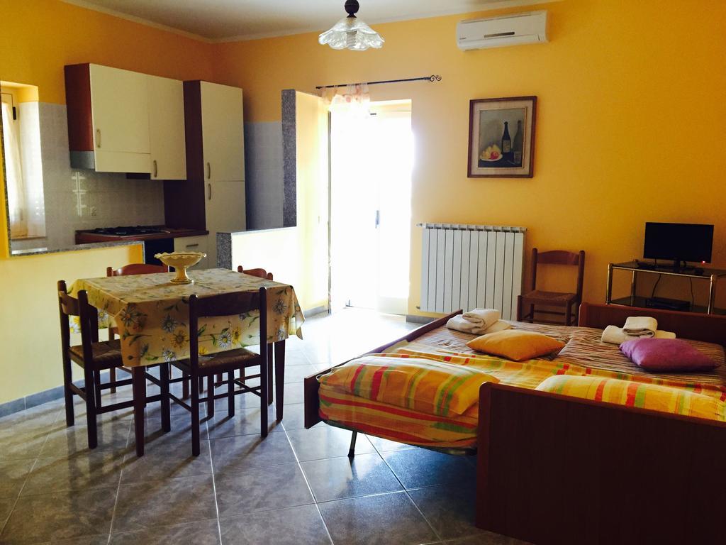 Agriturismo Azzarone เวียสเต ภายนอก รูปภาพ