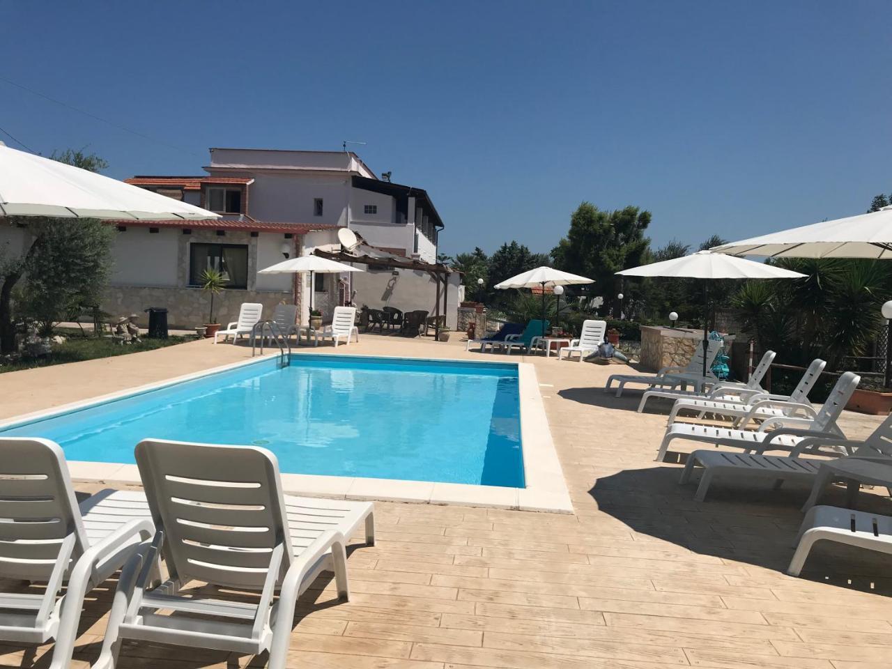 Agriturismo Azzarone เวียสเต ภายนอก รูปภาพ